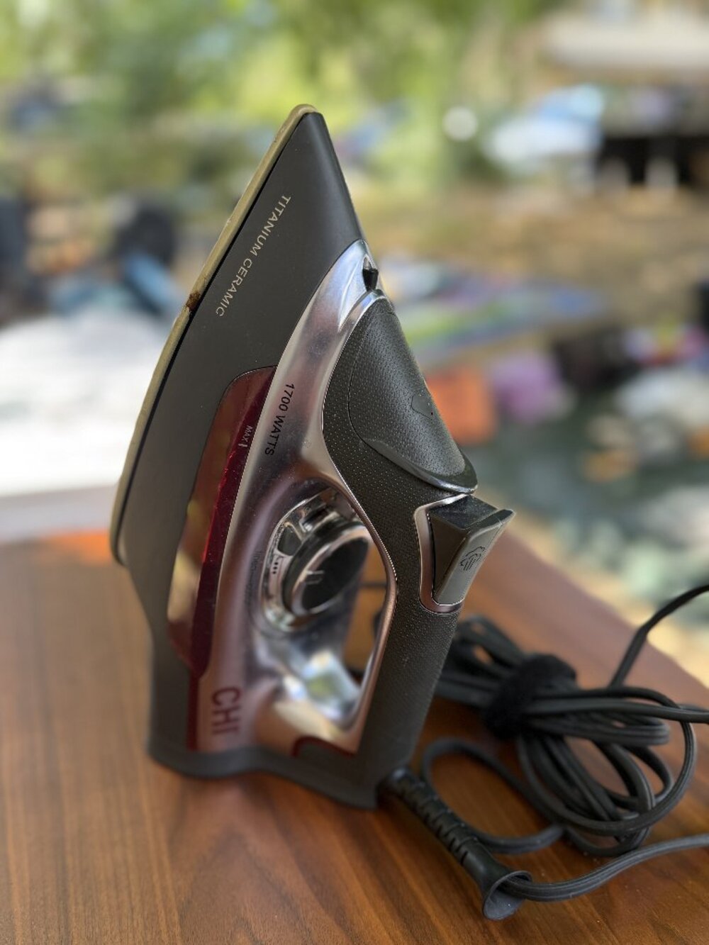 CHI Professional Steam Iron 1700W - Titanium Infused Ceramic Soleplate✨